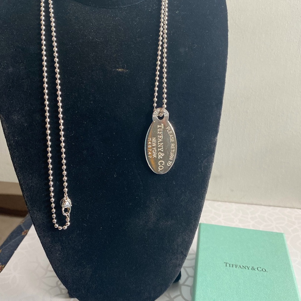 Tiffany & Co. “Return to Tiffany “ Oval Tag 925 Silver Bead Necklace 34”